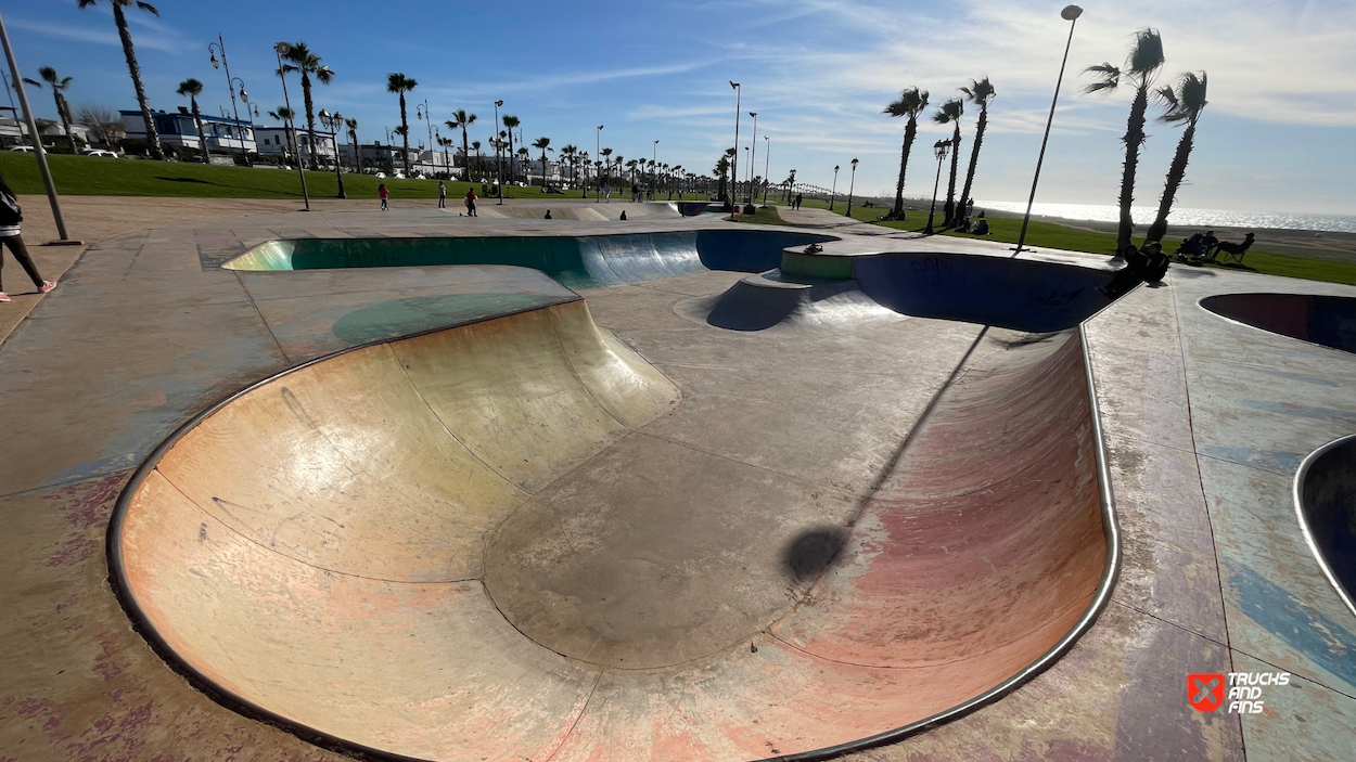 Corniche skatepark